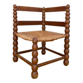 Chaise d'angle en bois perlé