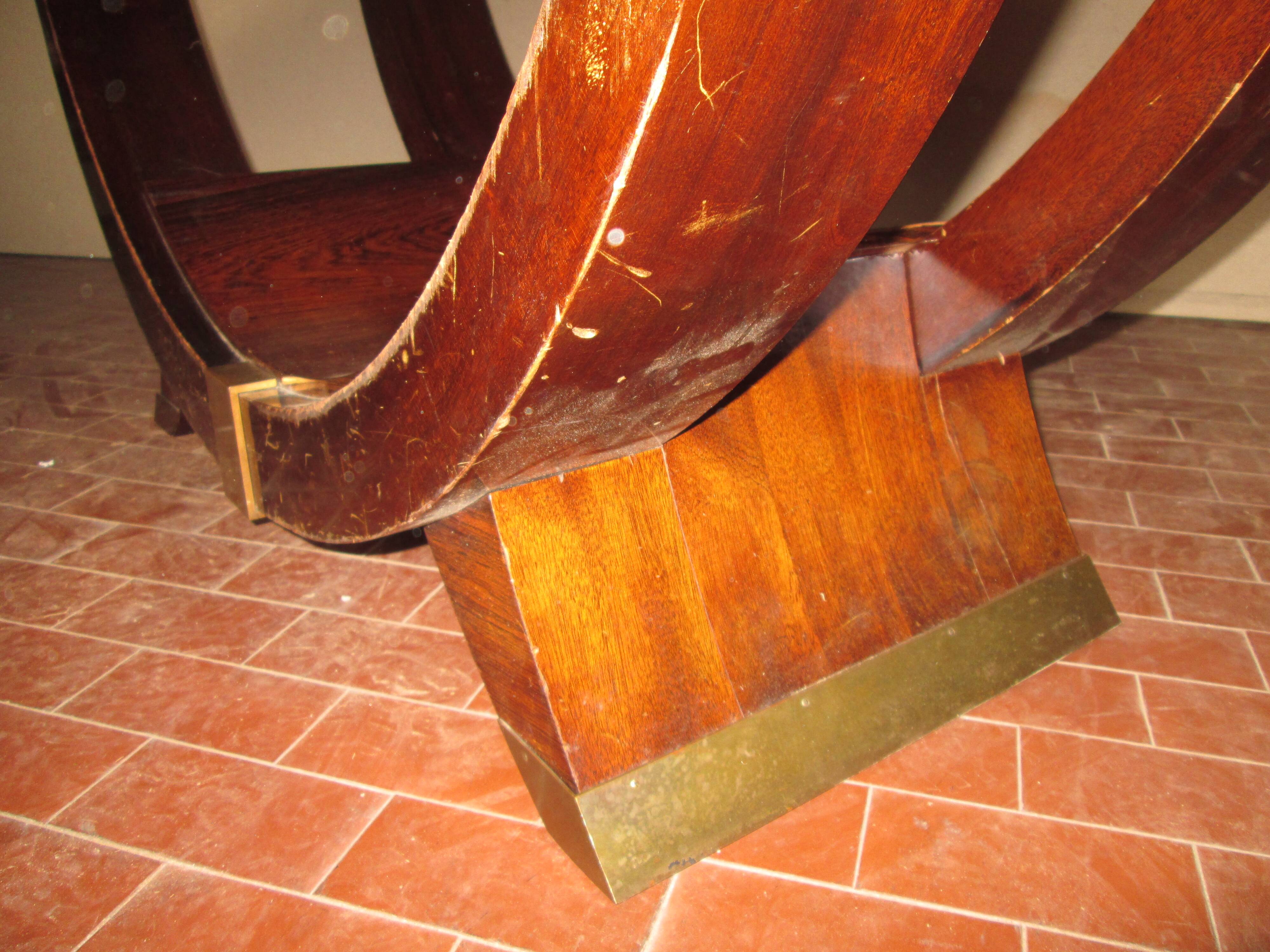 Art deco dining room table