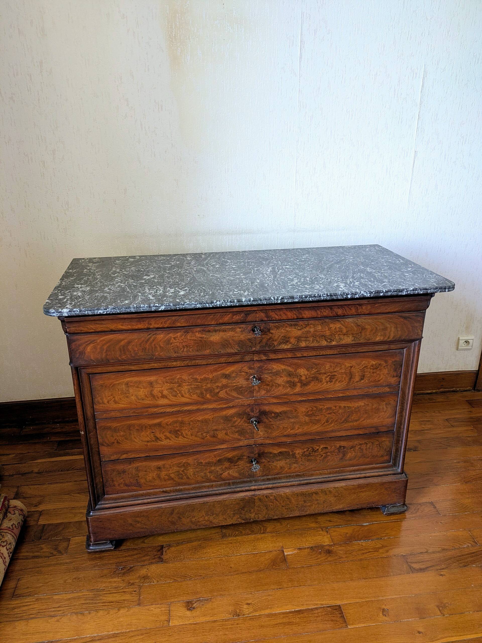 Commode bureau d'époque – Début XXᵉ siècle avec plateau en marbre