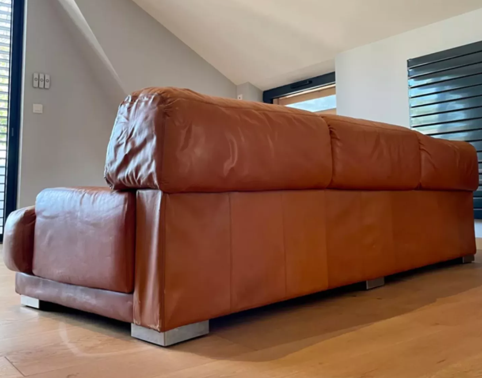 Vintage 3-seater sofa Gérard Guermonprez fawn and stainless steel leather, France 1970