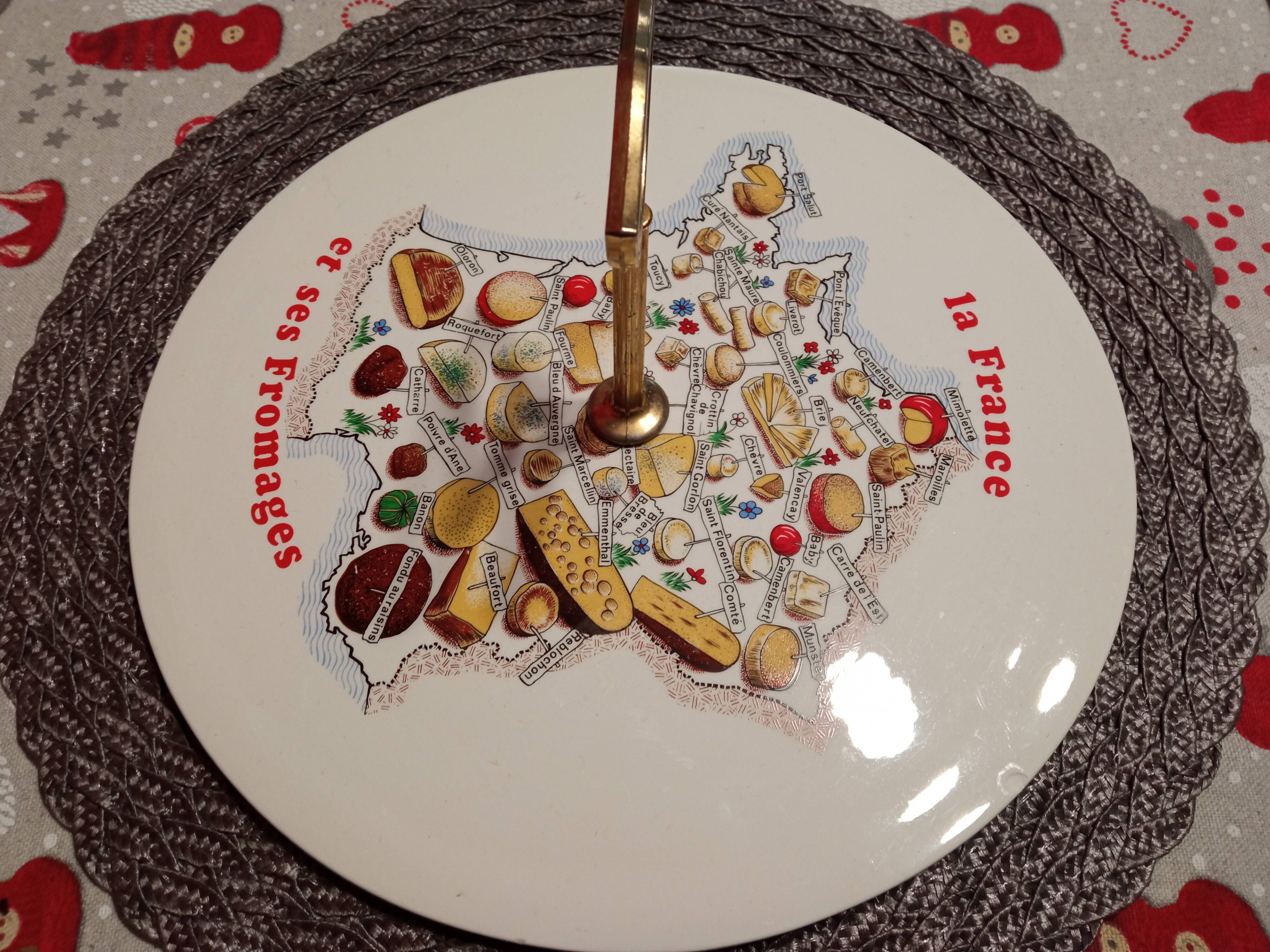 Ceramic cheese platter
