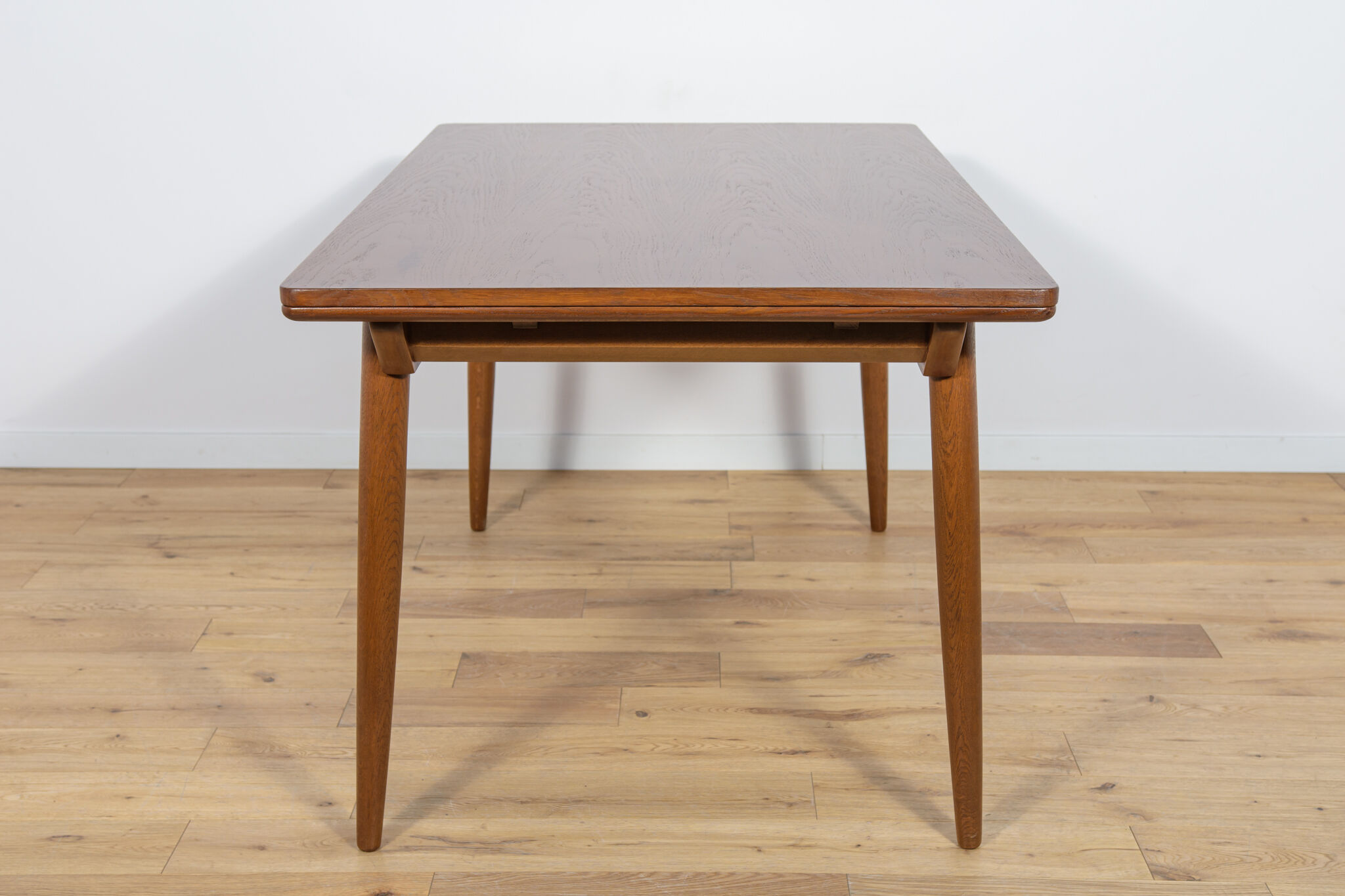 Mid Century Danish Extendable Oak Dining Table, 1960s
