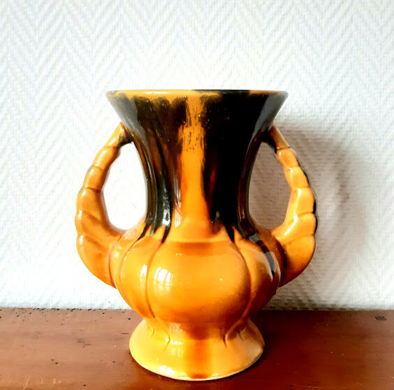 Vase with double ceramic handles 1960