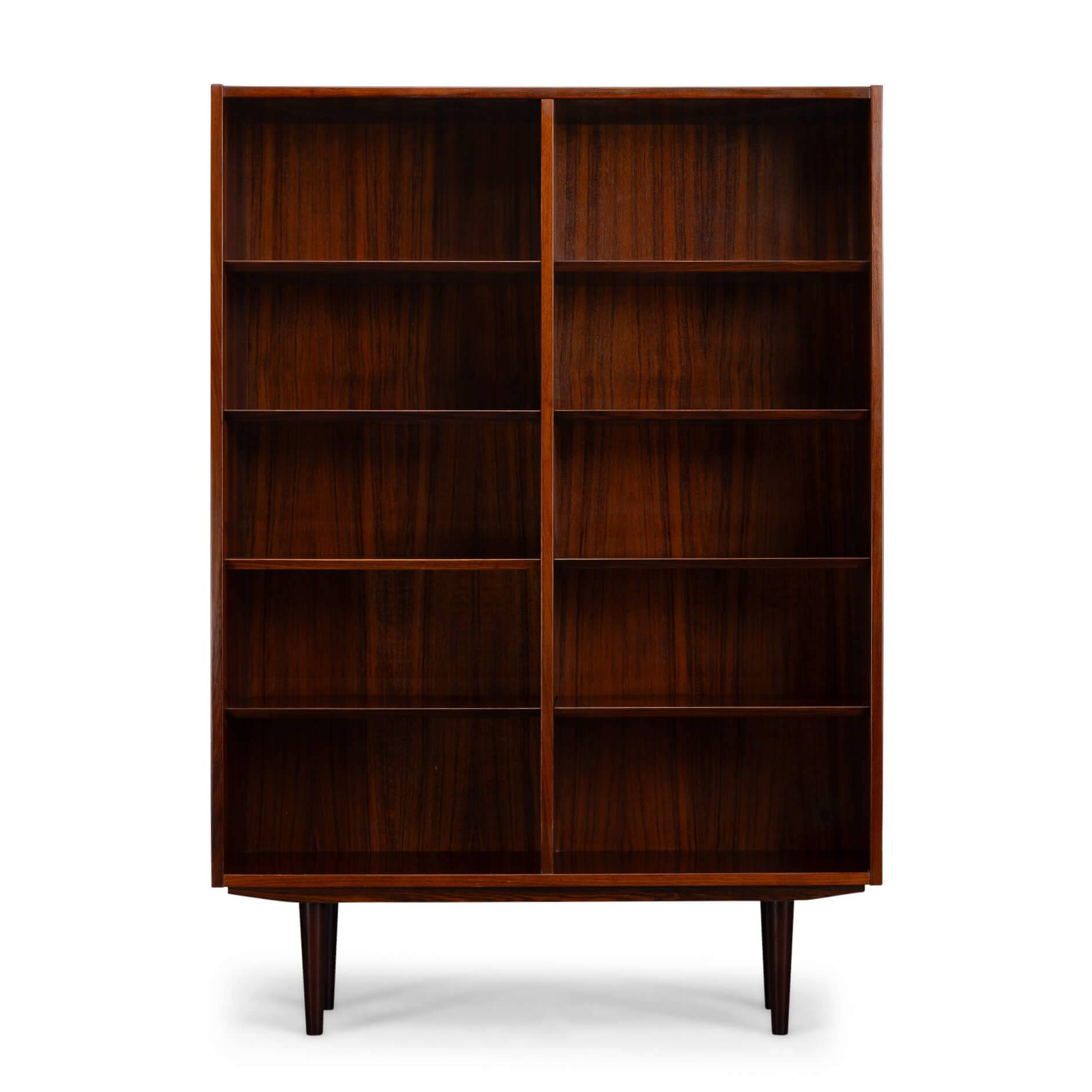 Bibliothèque en palissandre danois fabriquée par Hundevad & Co, années 1960.