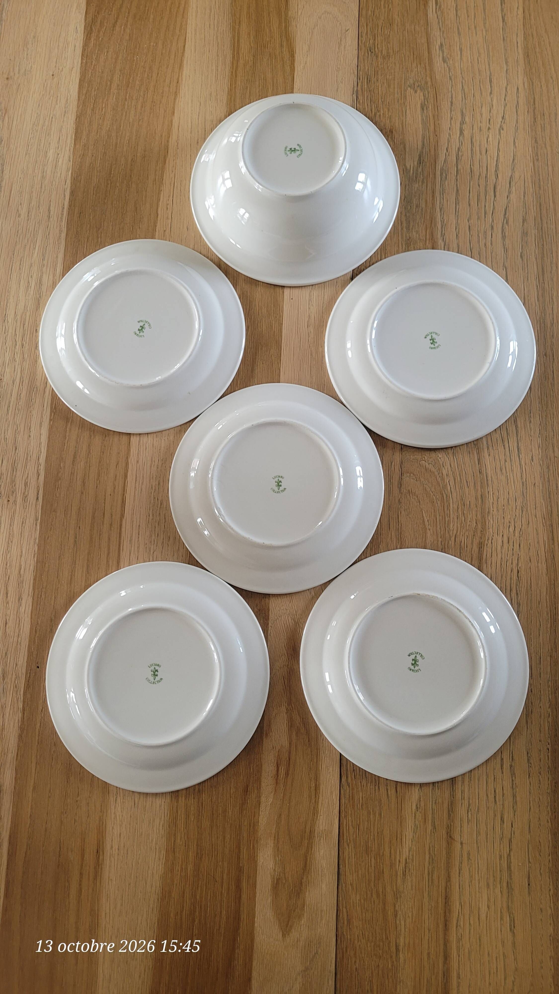 5 dessert plates and their matching bowl (Luciano)
