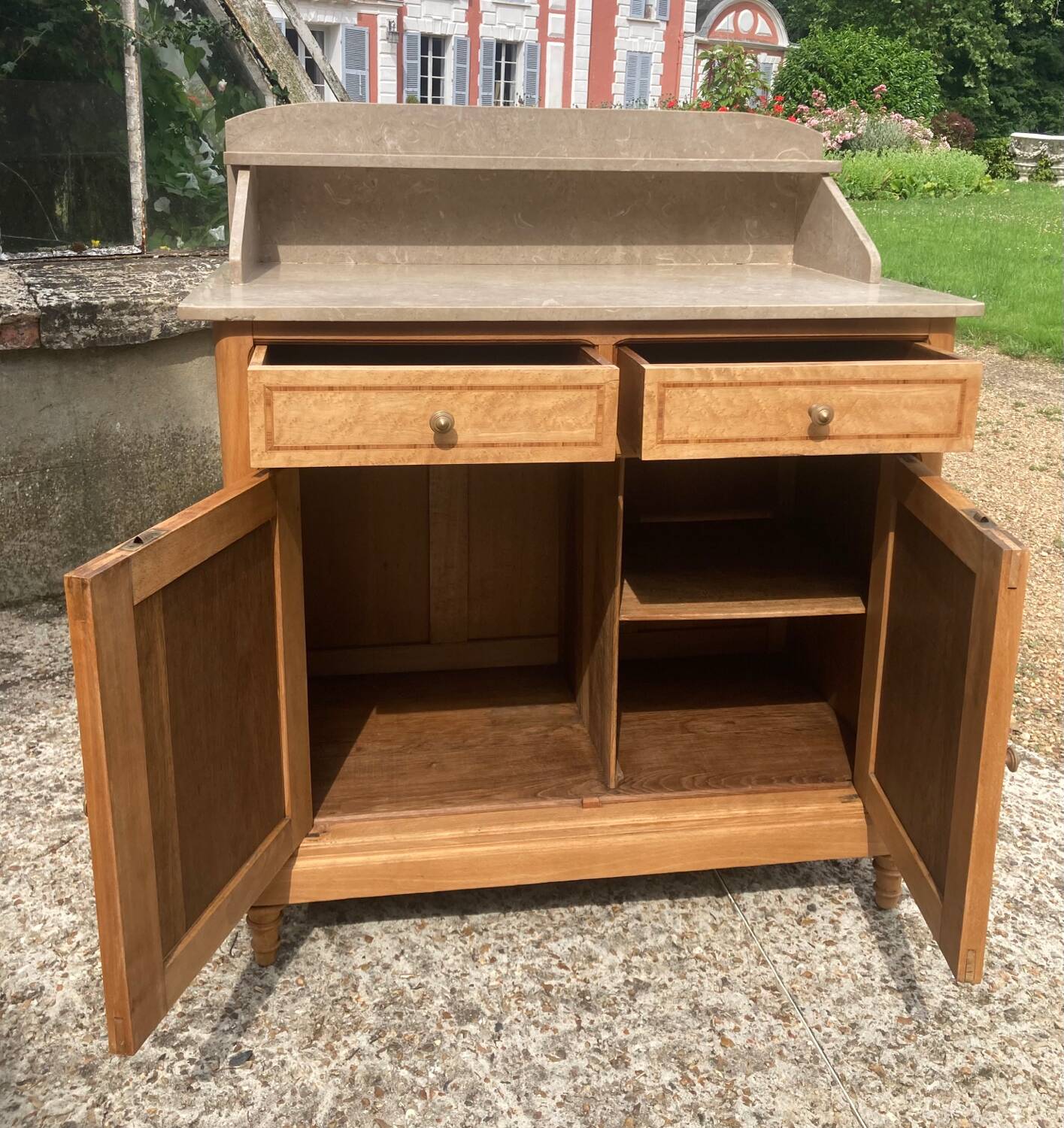 Bathroom furniture/low sideboard