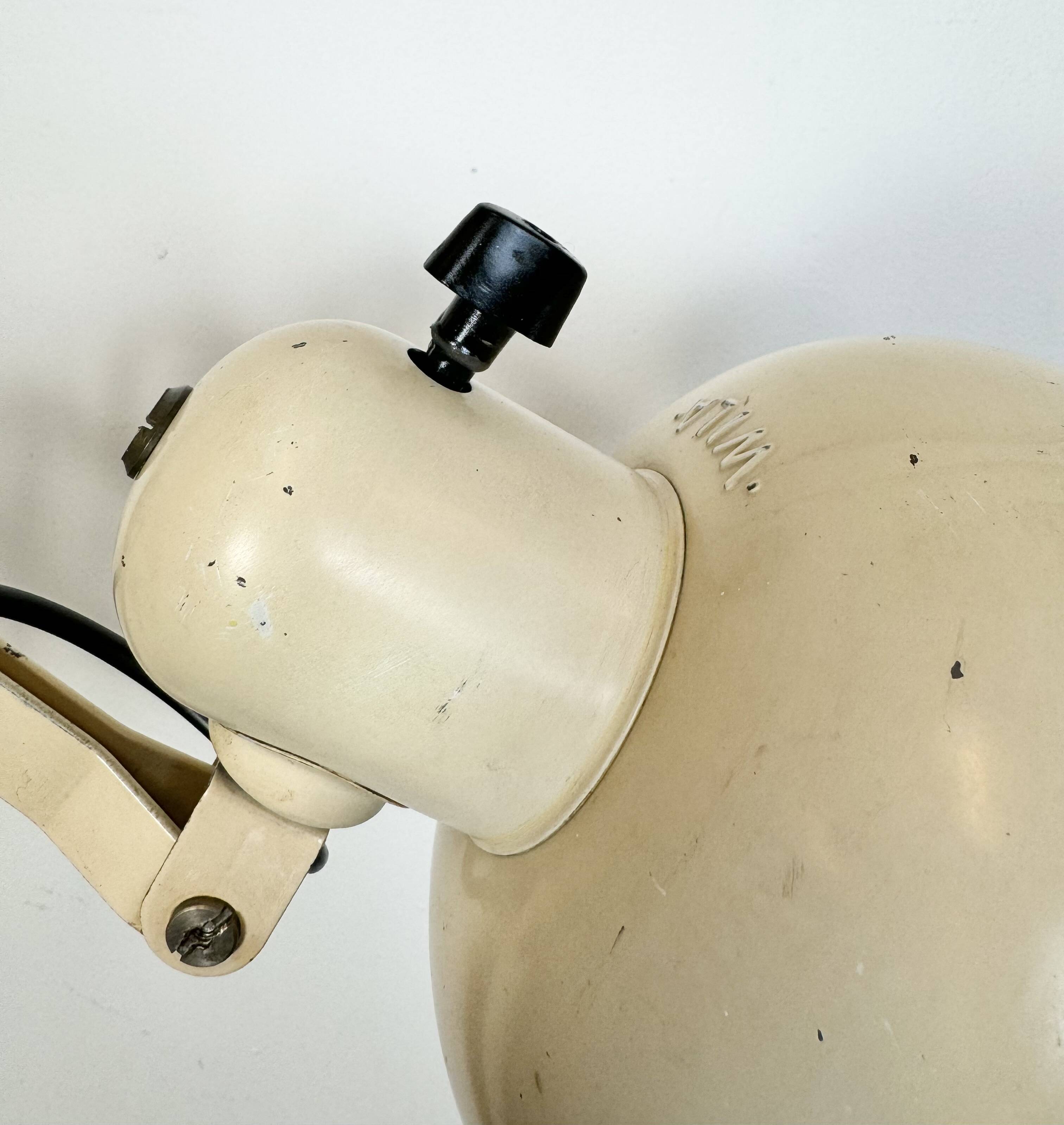 Applique Murale Industrielle Mid-Century Beige de Wila Leuchten, 1960s