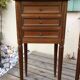 Set de 2 tables de chevets style Louis XVI
