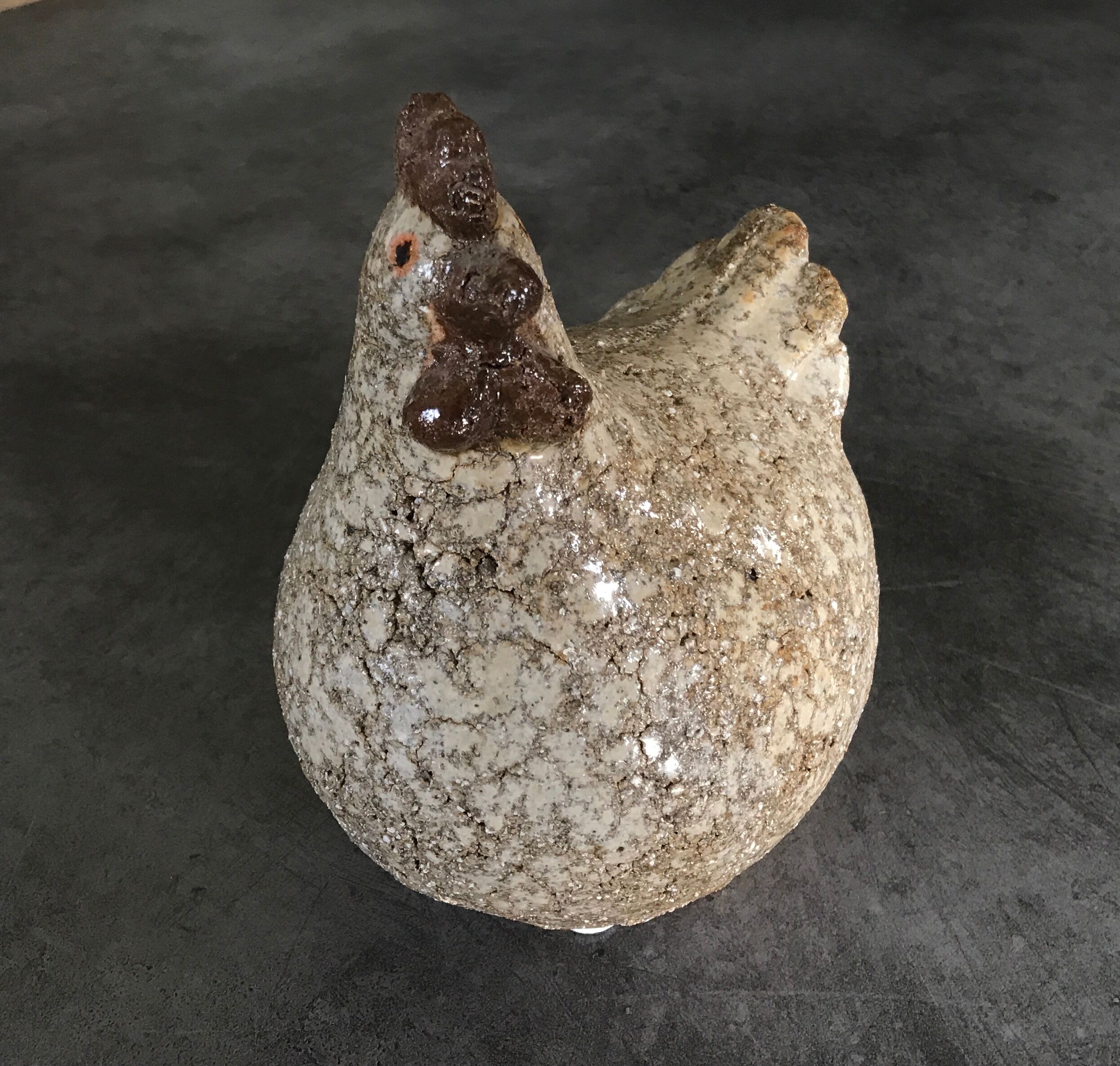 Poule in cracked and enamelled ceramic signed athezza