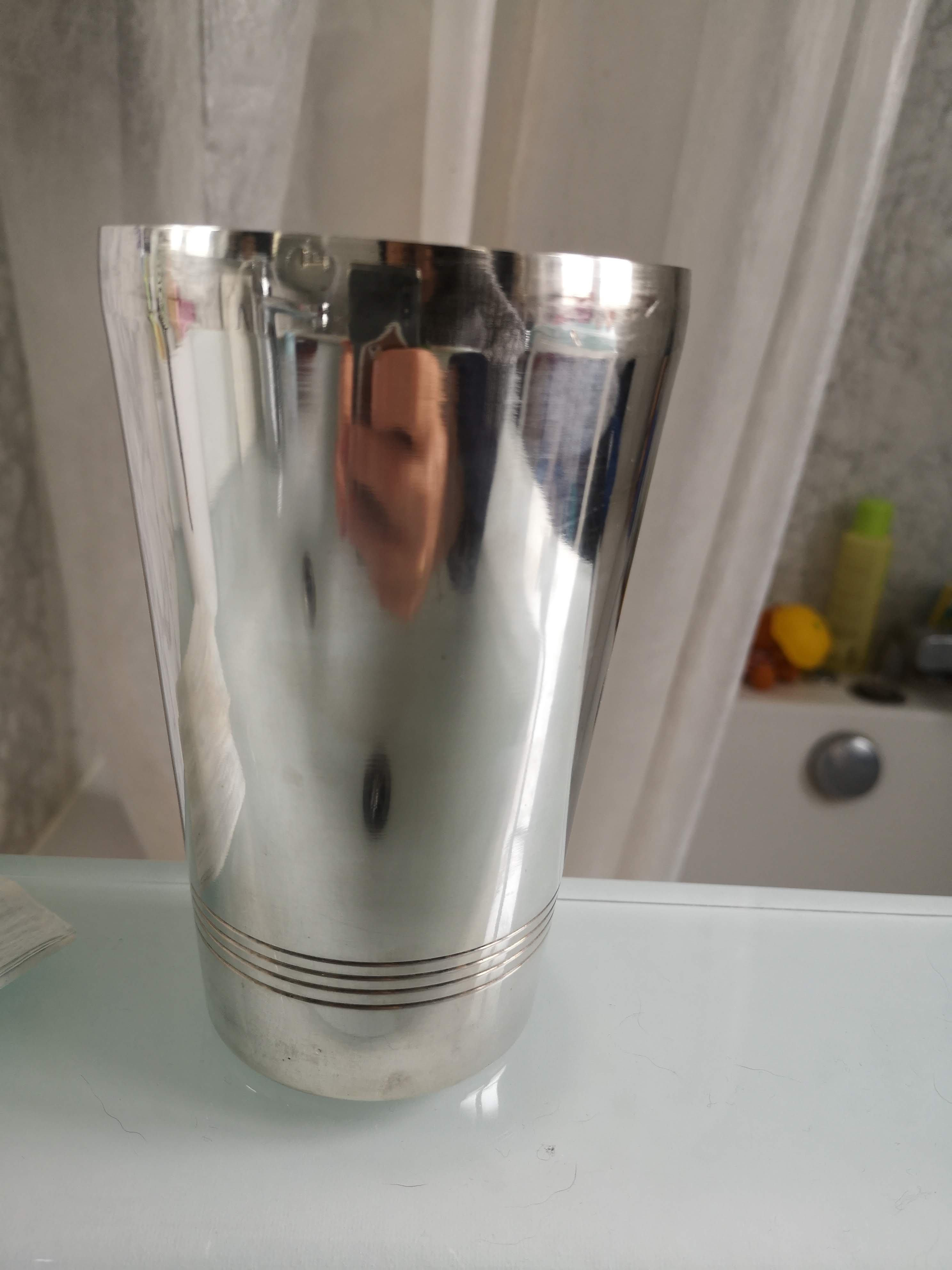 Shaker Art Deco silver metal punched