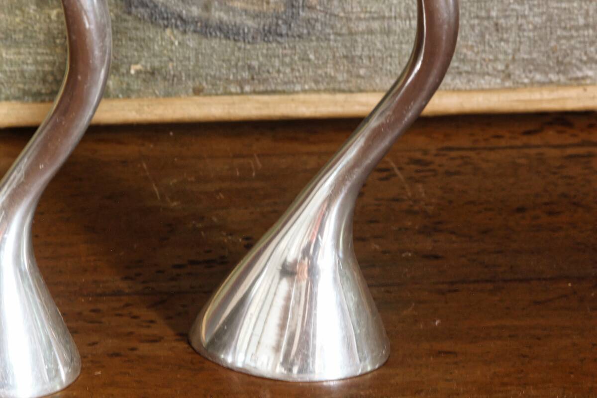 2 bougeoirs zig zag, design Xavier Lust
