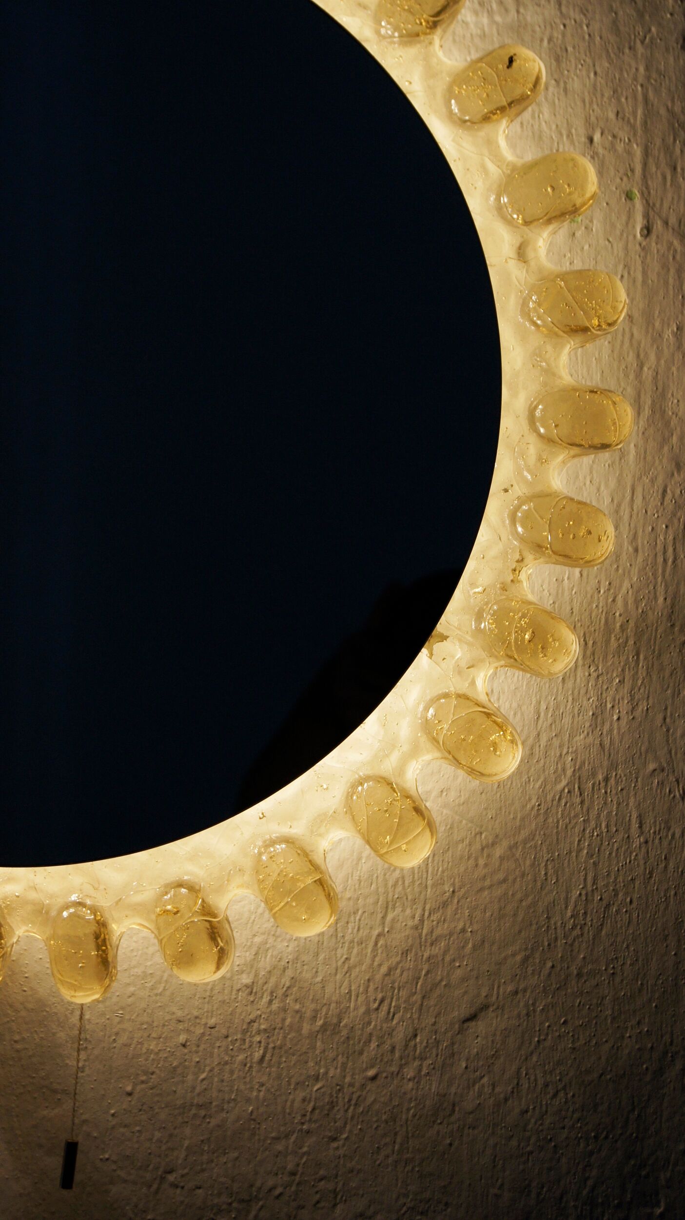 Vintage Illuminated Round Mirror by Hillebrand