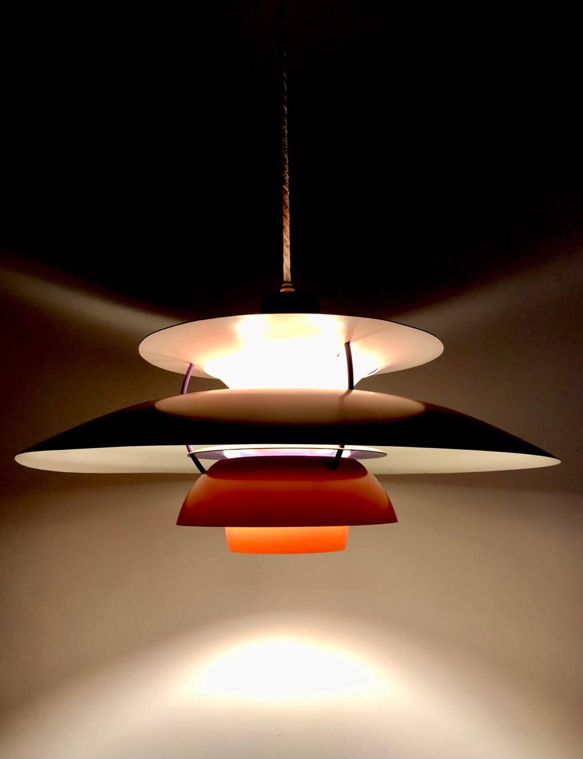 Danish vintage PH5 pendant light (Poul Hennigsen for Louis Poulsen)
