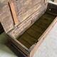 Maie ancienne en bois massif