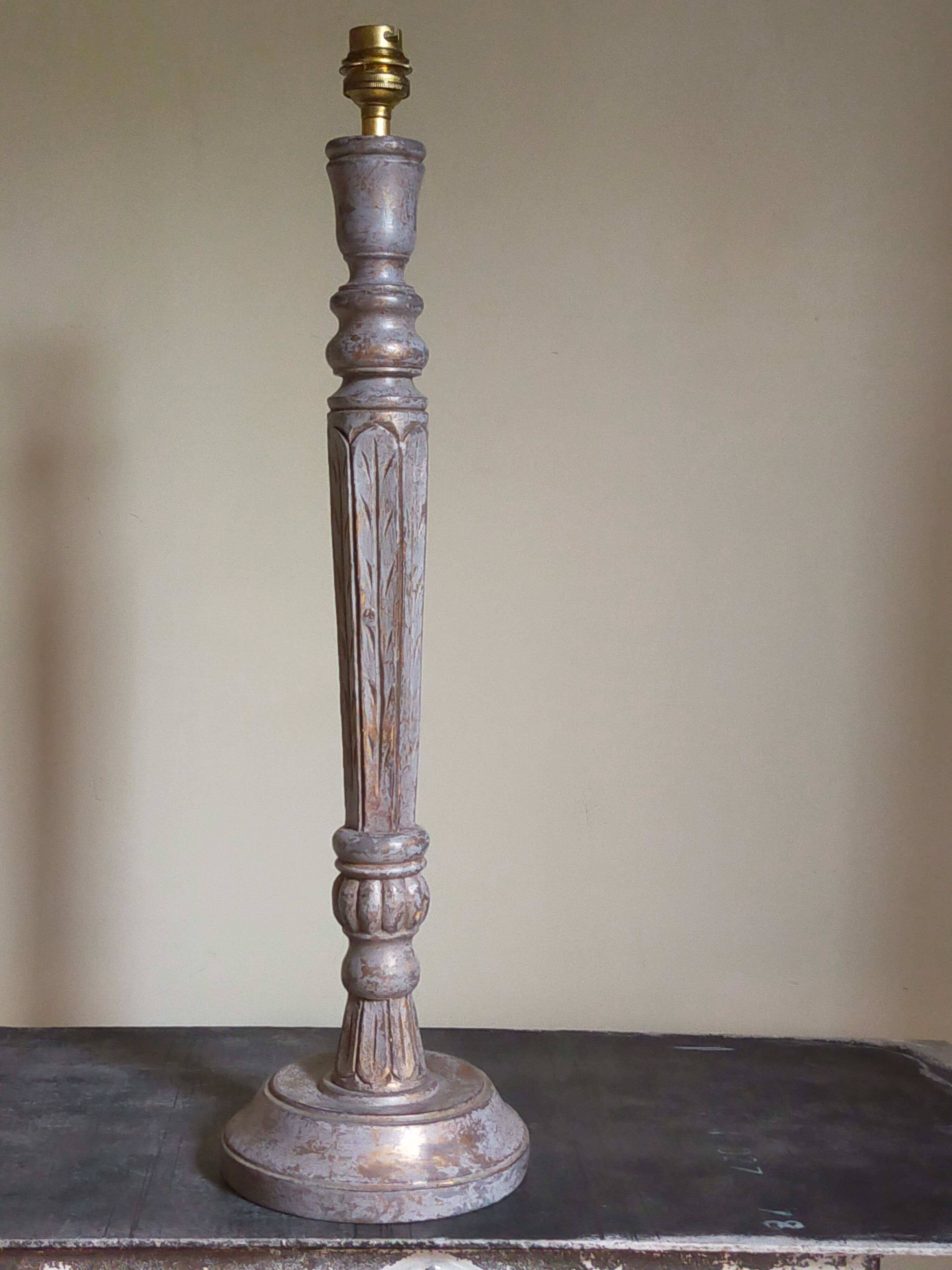 Foot of lamp turned wood carved patina old nineteenth