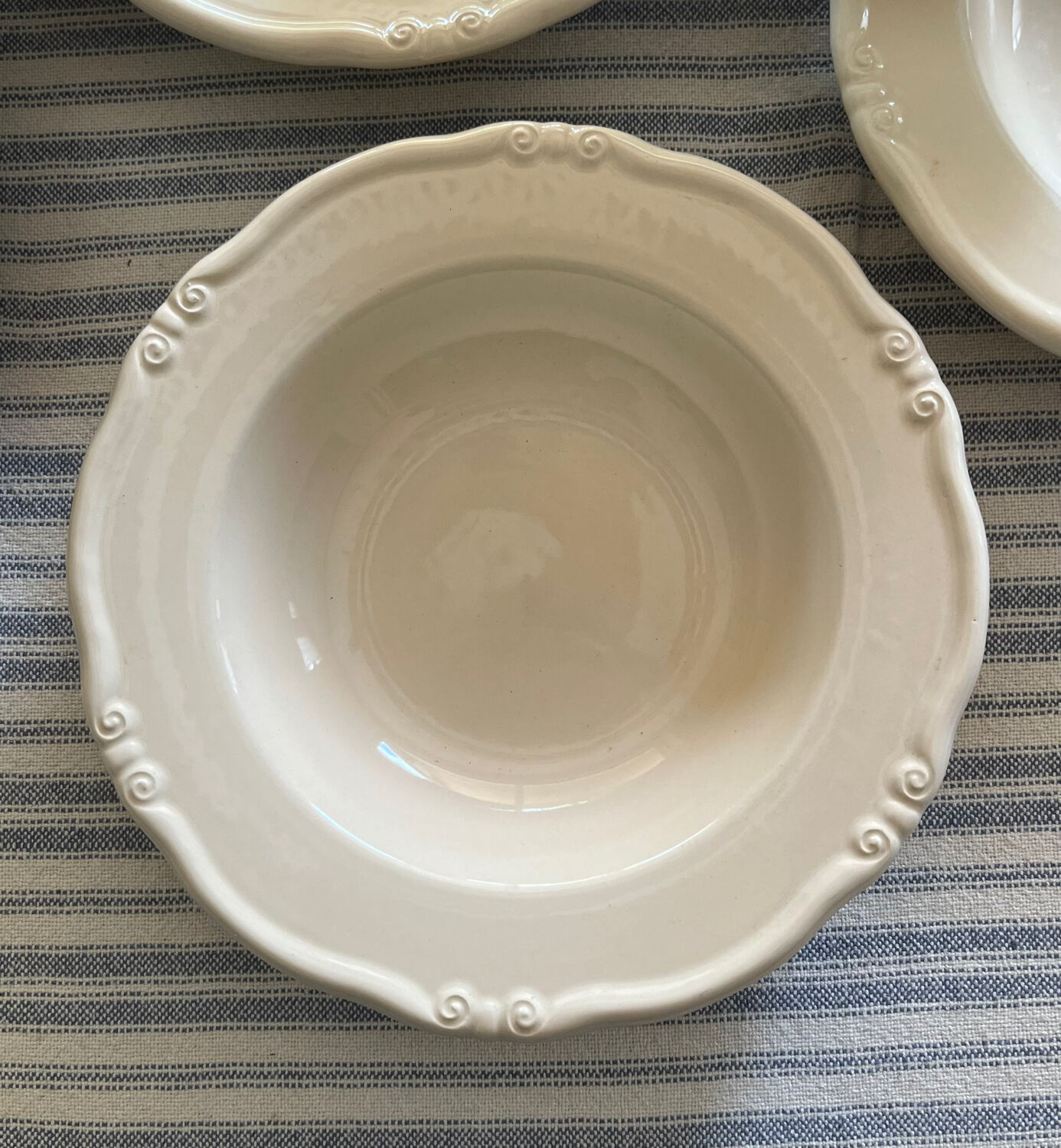 Series of 9 hollow earthenware plates Moulin des Loups