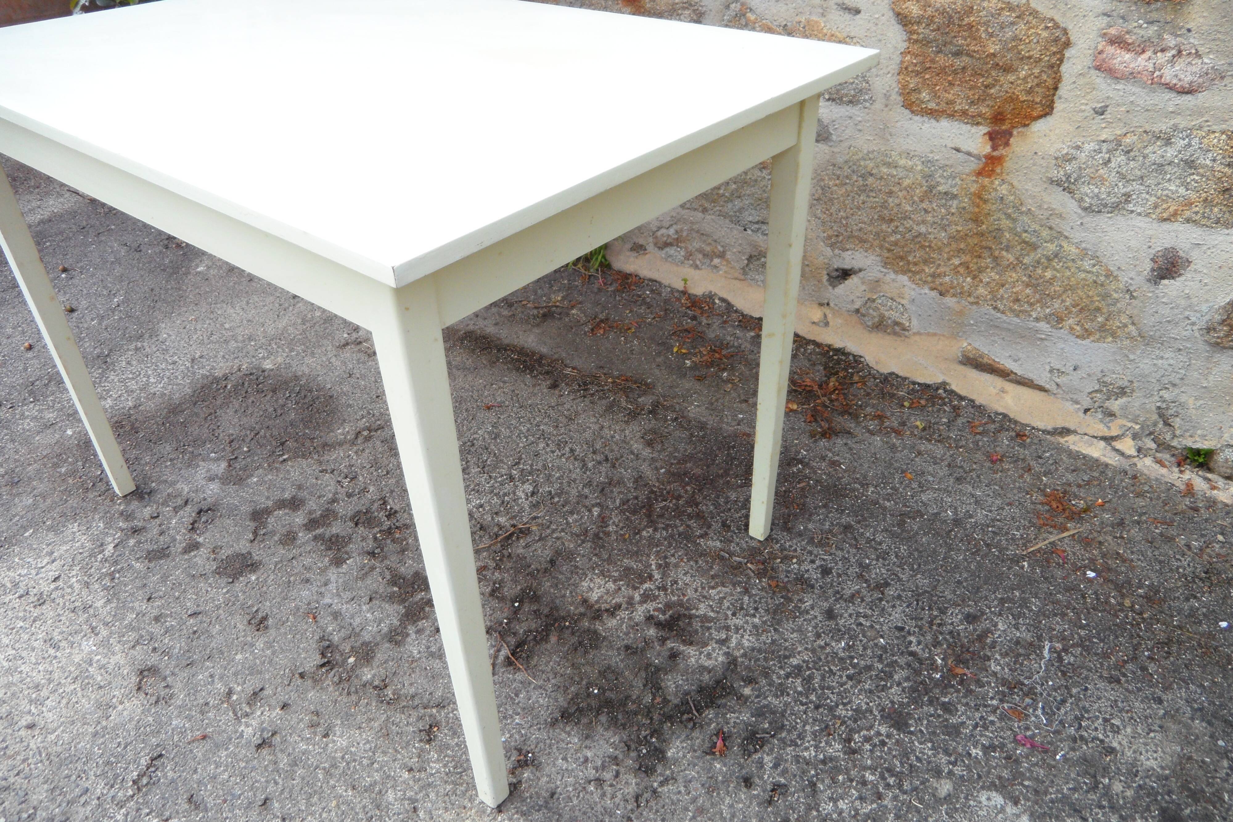 Table dairy Yoplait 60s vintage