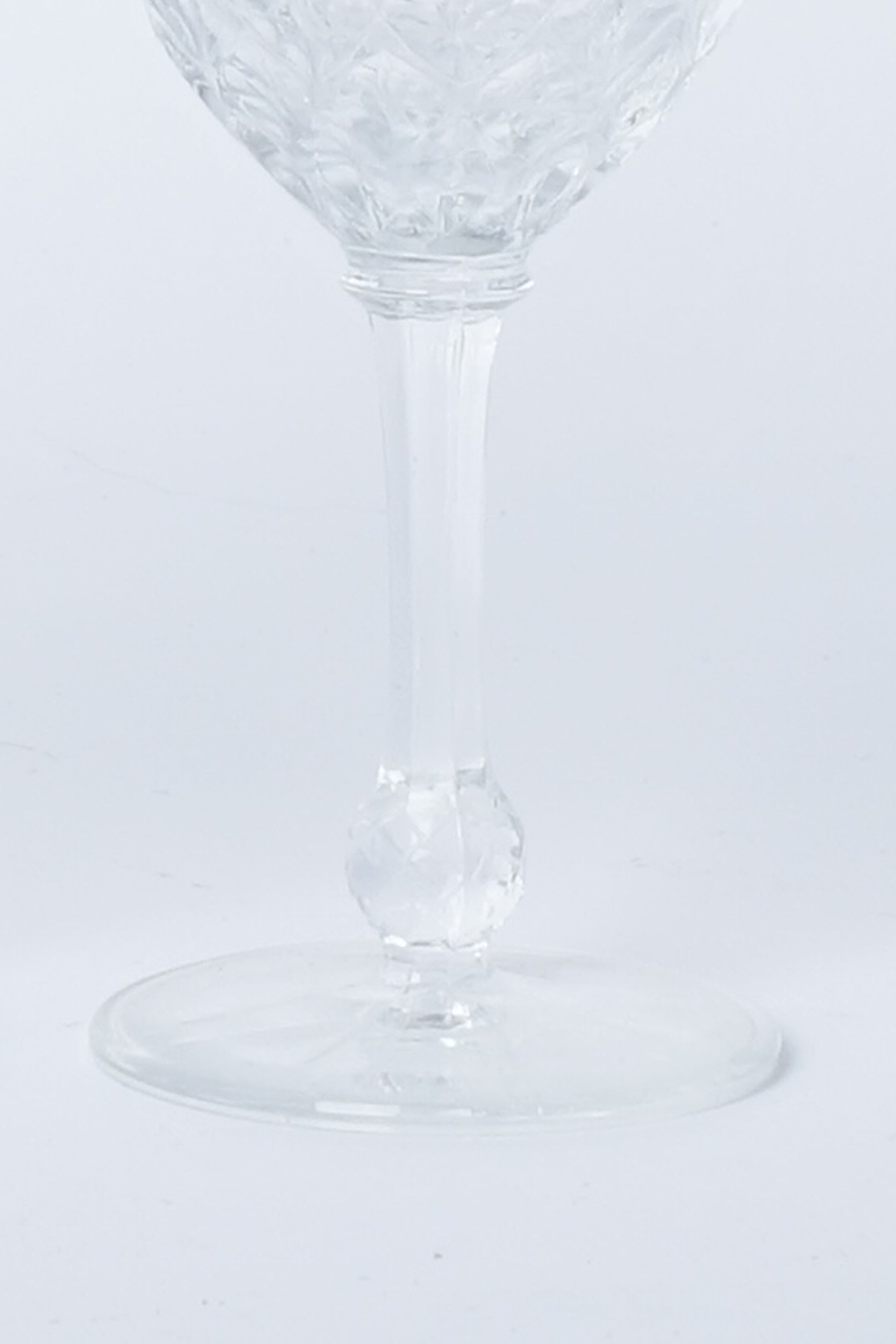 Lot 5 crystal digestive glasses