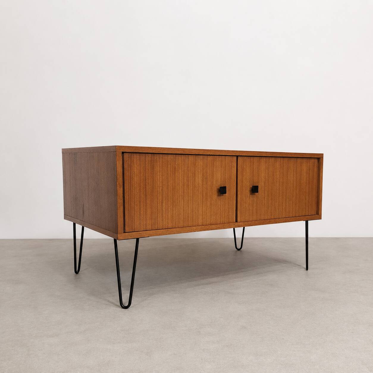 Enfilade vintage MDK en teck, Belgique, années 1960