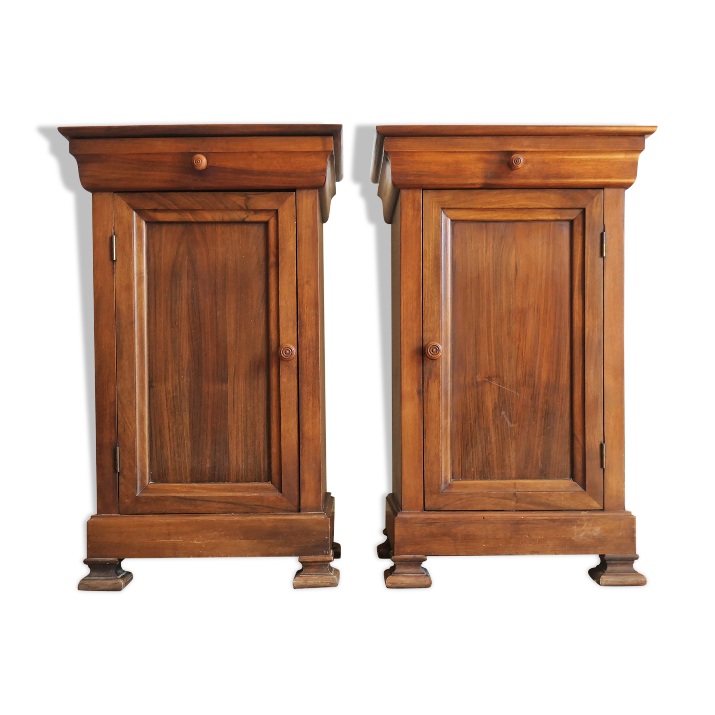 Set of 2 nightstands solid wood