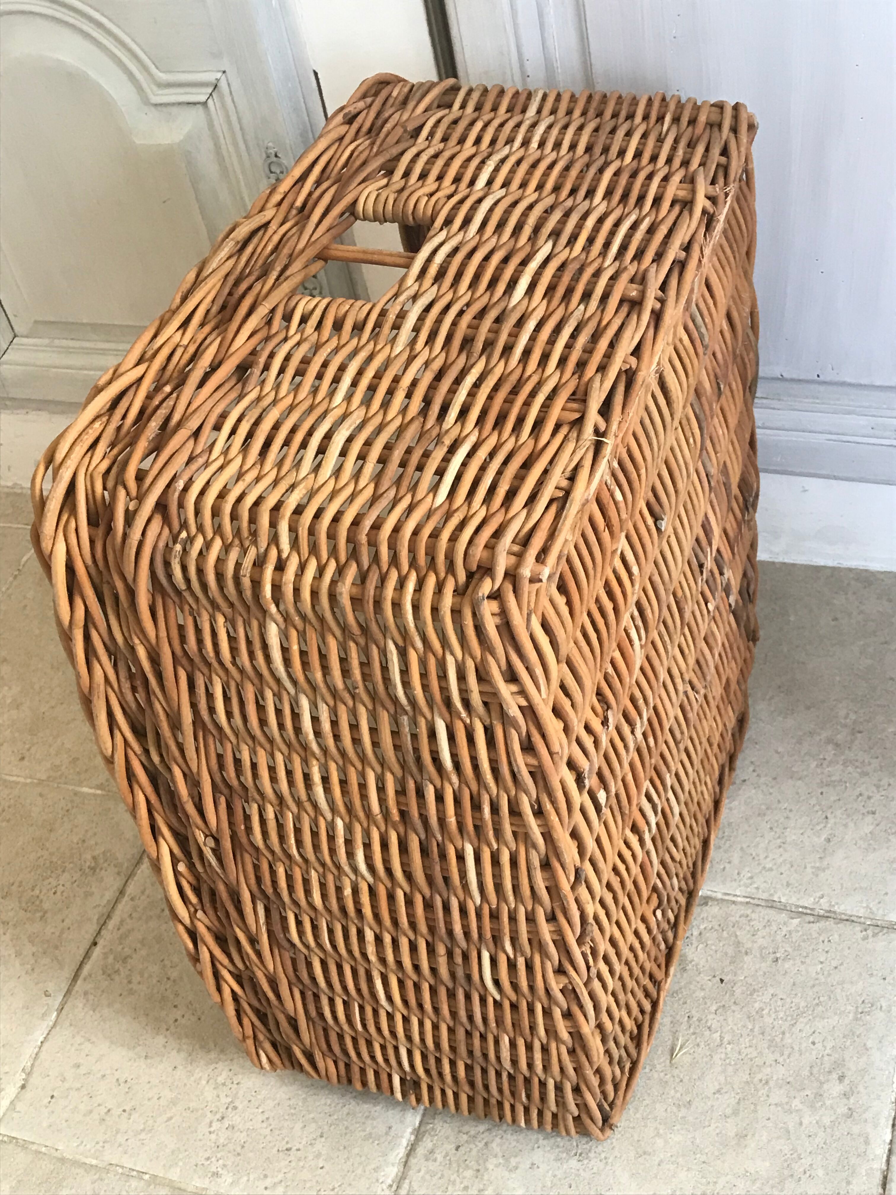 Wicker laundry clothing