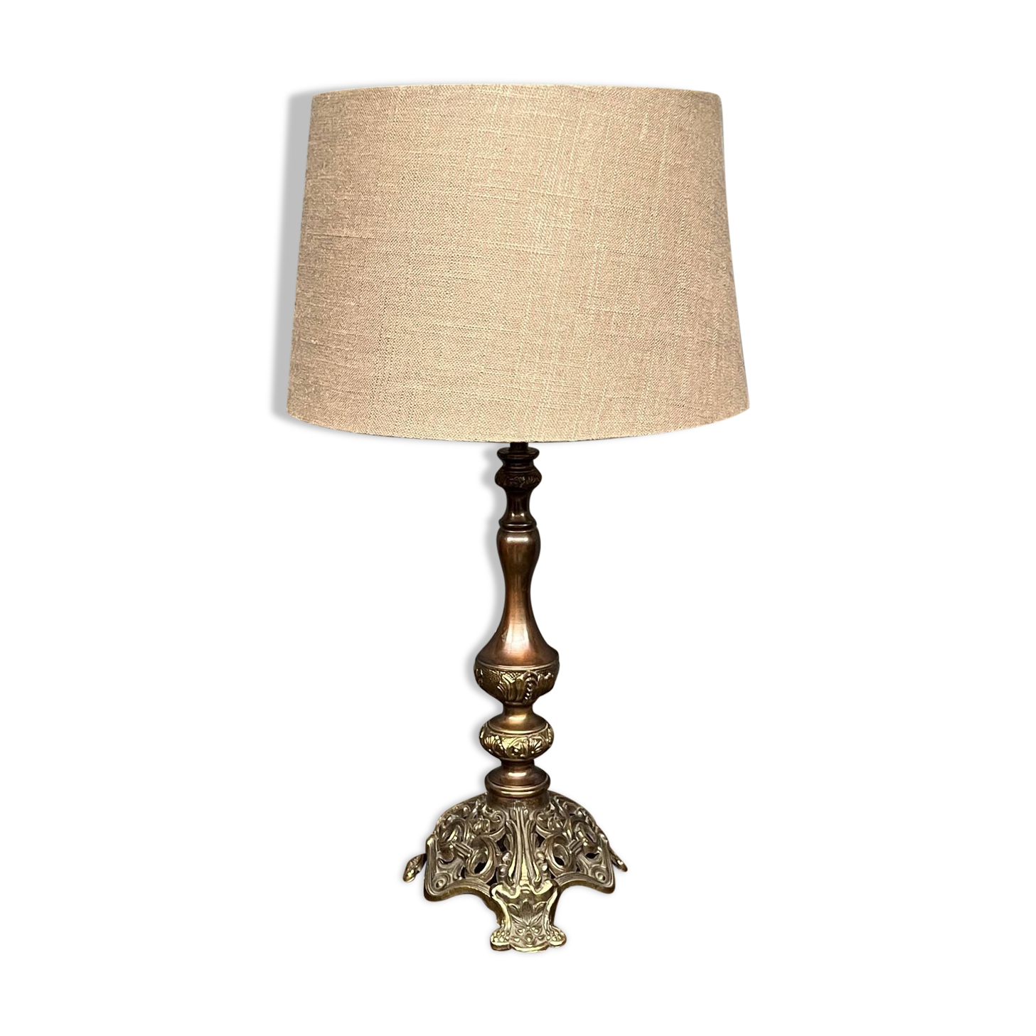 Renaissance lamp. Bronze.