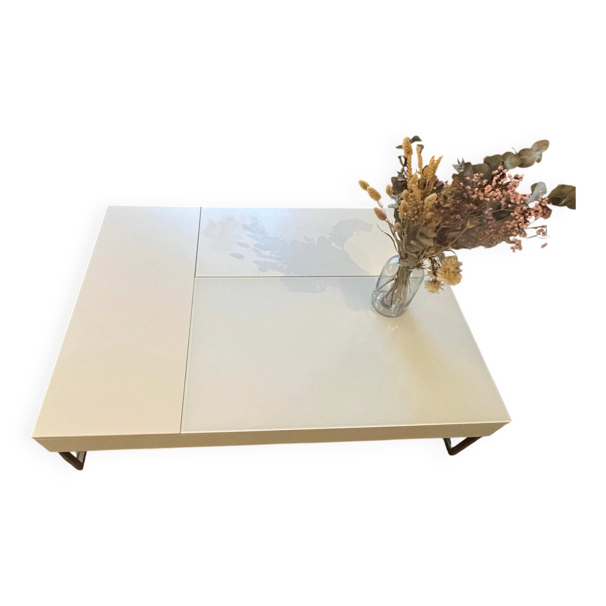 White Chiva coffee table from Bo Concept