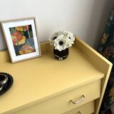 Vintage chest of drawers with staggered drawers