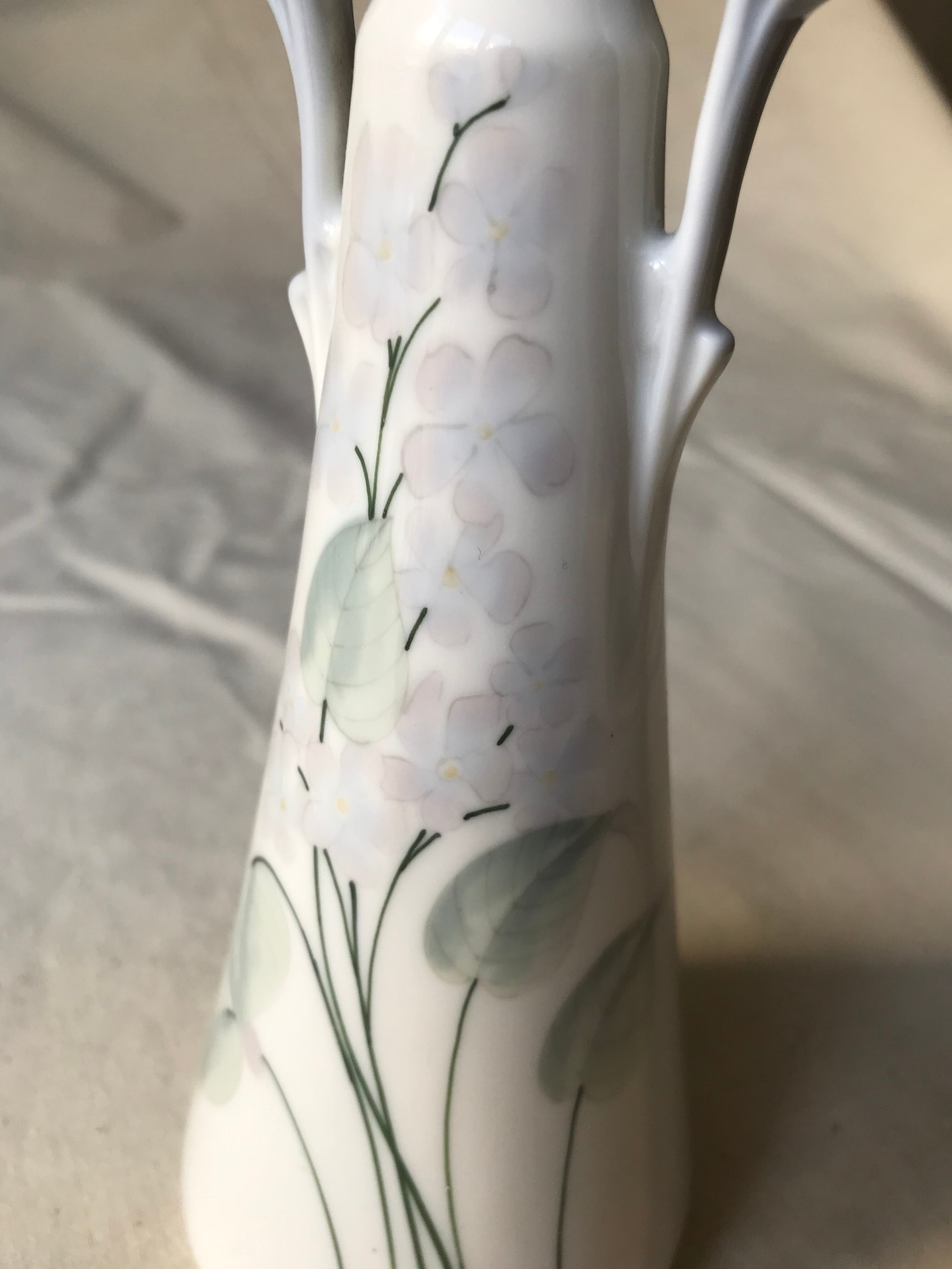 Art Nouveau vase with lila decoration, Galluba & Hofmann
