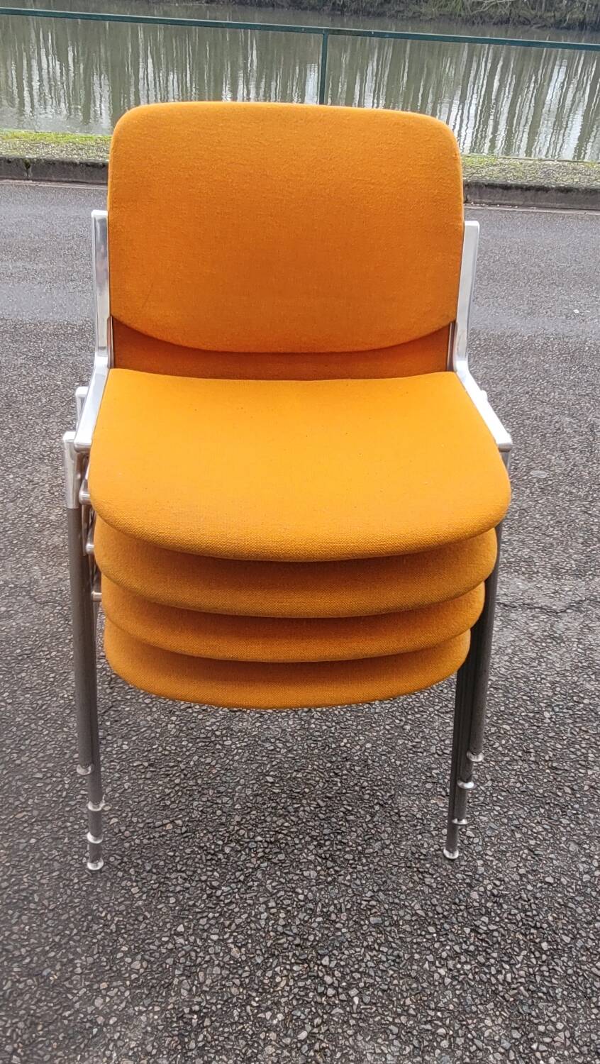Series of 4 DSC chairs by Giancarlo Piretti for Anomina Castelli design
