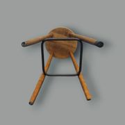 Ancien tabouret de bar en bois et métal – design sobre et authentique