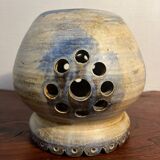 Ceramic suspension with openings