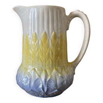 Old slip pitcher