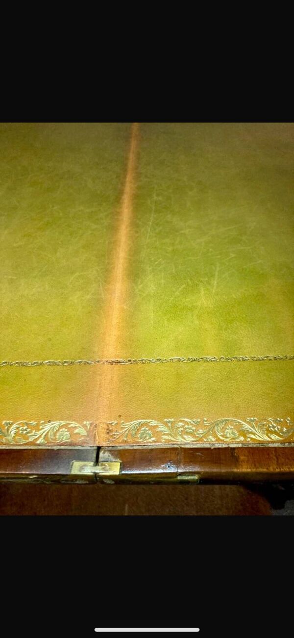 Console/Table de jeu en acajou