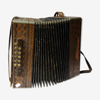 Former accordion Paolo Soprani E Figli