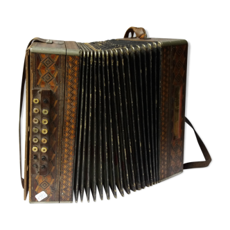 Former accordion Paolo Soprani E Figli