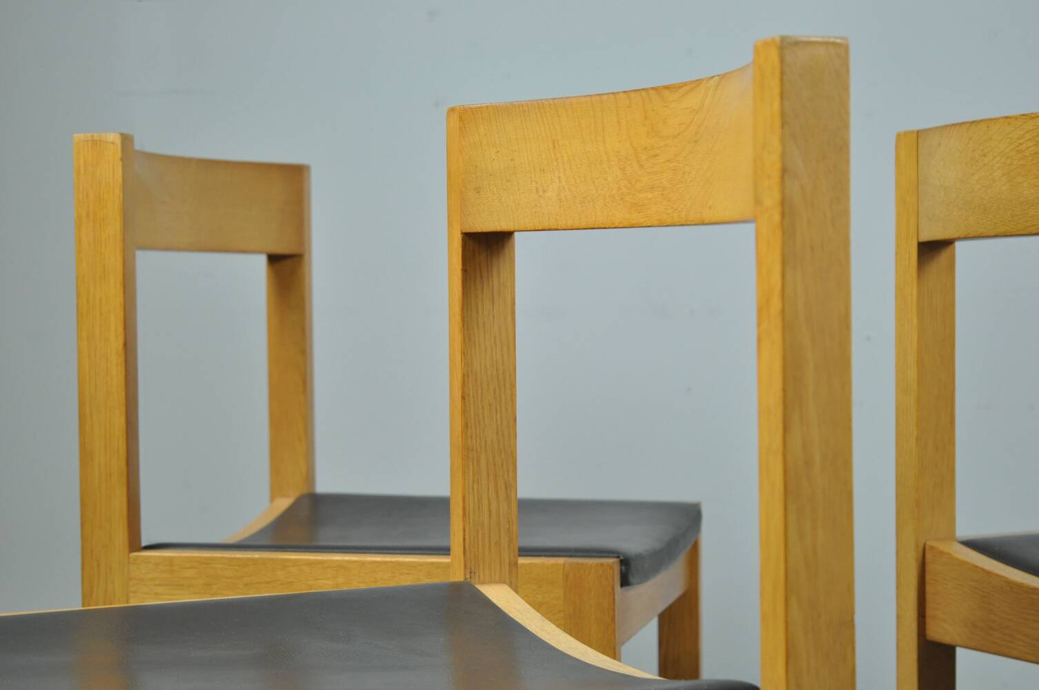 Vintage oak DUTCH DESIGN dining chairs in modern minimalist style, 1960s