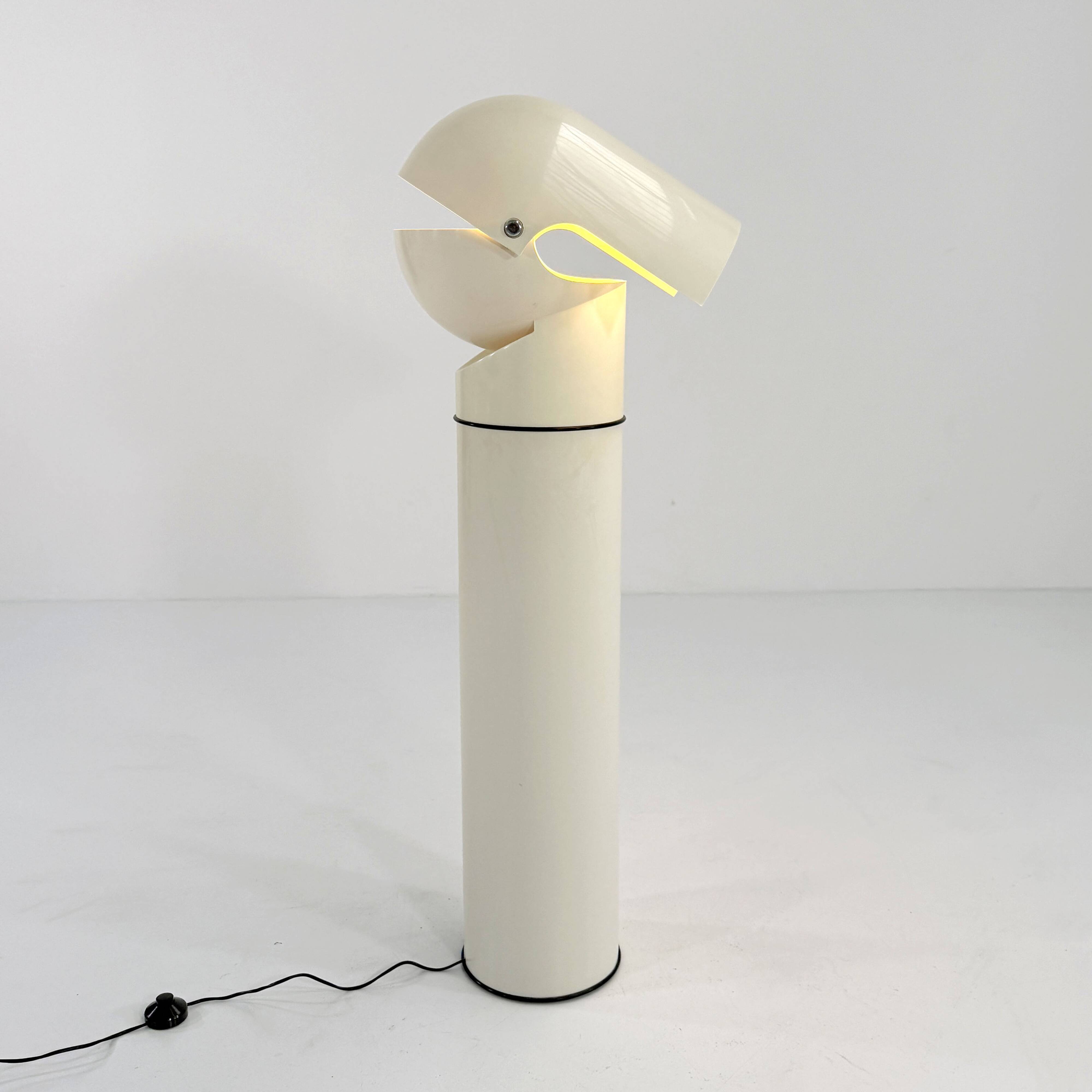 Lampadaire Pileo Mezzo de Gae Aulenti pour Artemide, 1970
