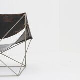 Chaise longue papillon Artifort F675