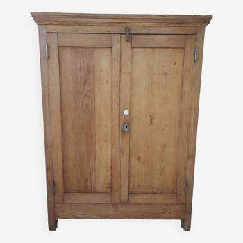 Armoire ancienne pin petite taille