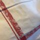 Grande nappe rouge et blanche vintage