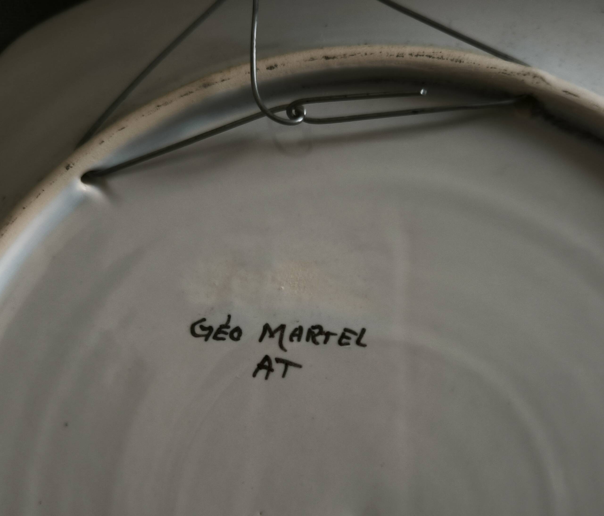 Set of two plates by Géo Martel.