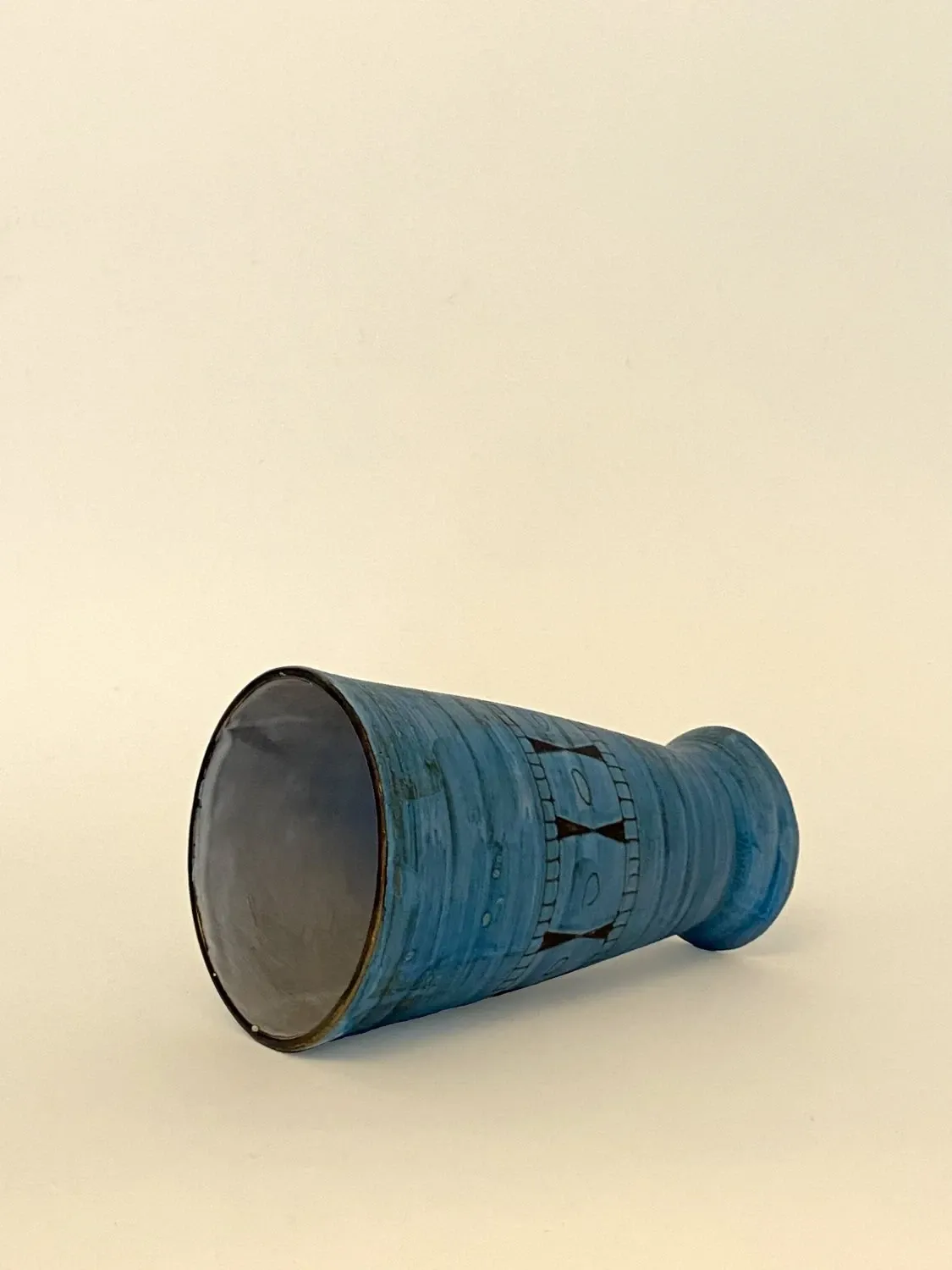 Ceramic vase by Alain Maunier