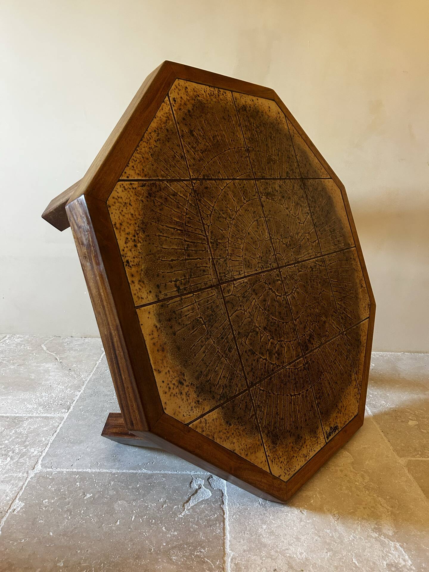 Jean d'Asti coffee table – Rare octagonal model