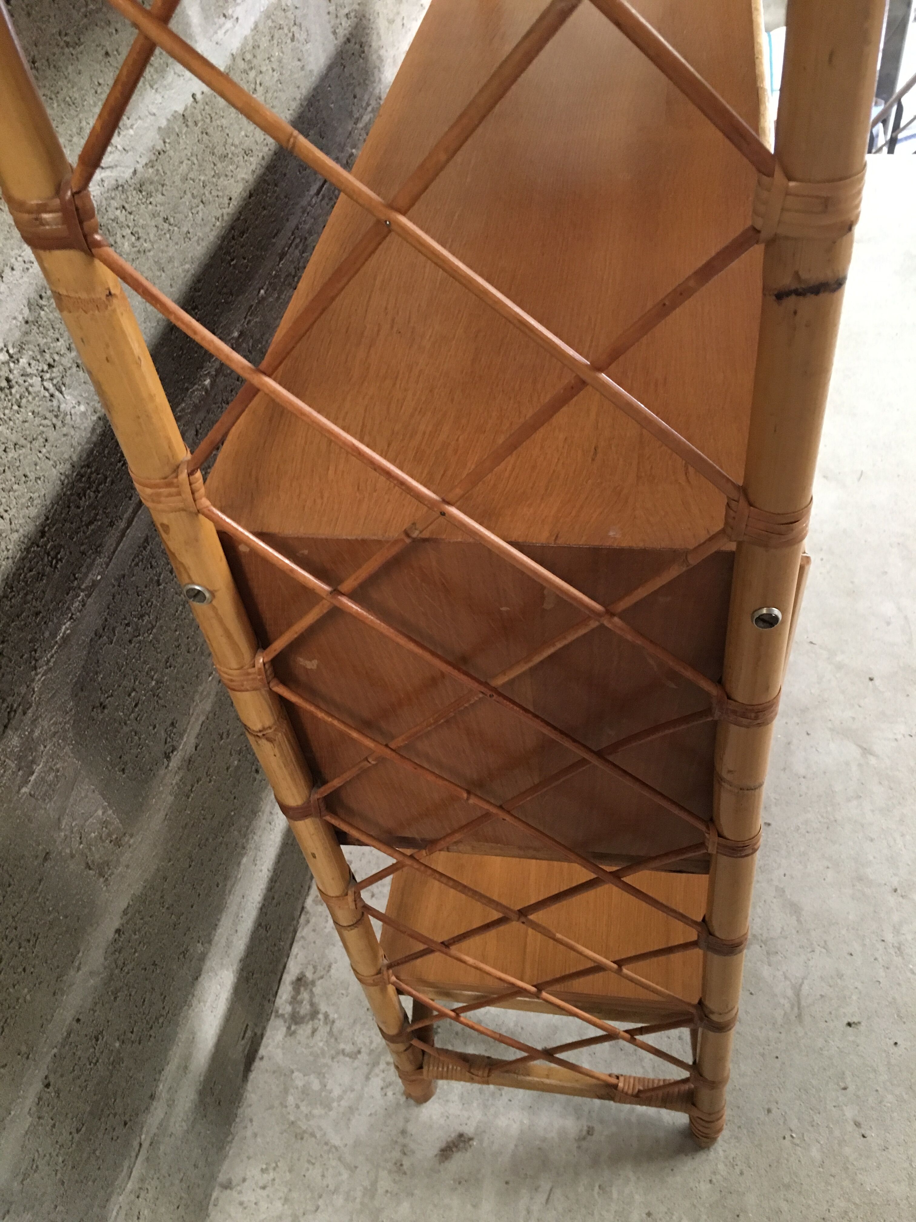 Rattan bookcase from the 60/70