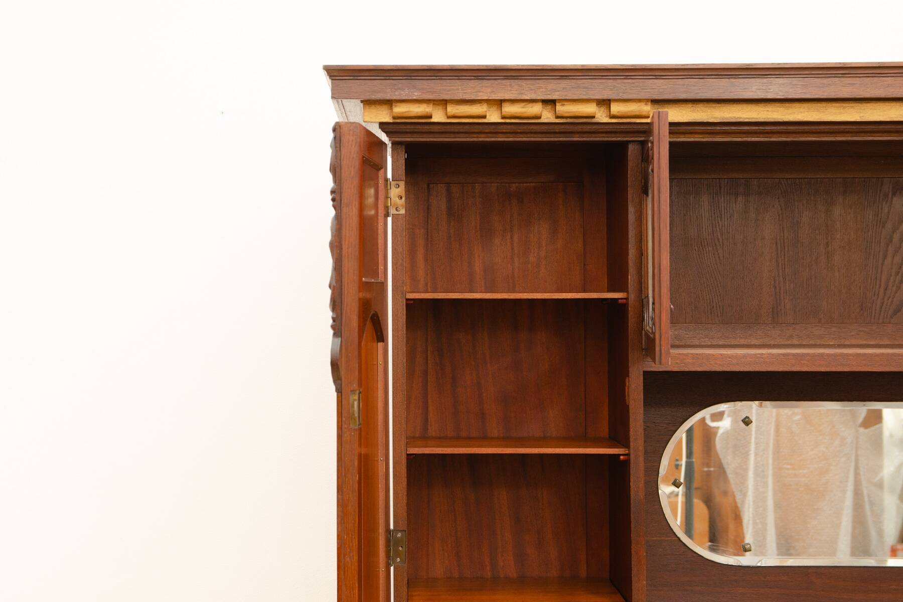 Immense buffet Art Nouveau, 1915, Autriche-Hongrie