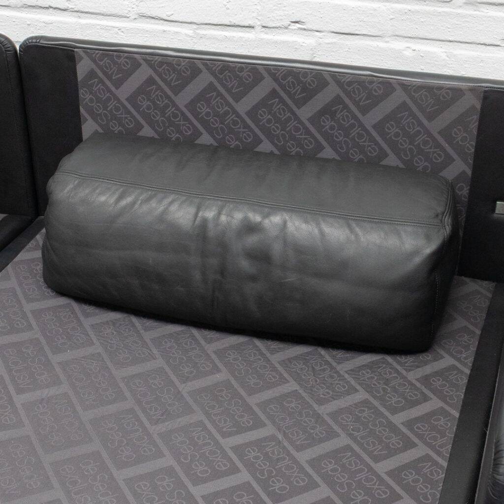 De Sede DS-76 two-seater sofa