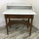 Table de toilette