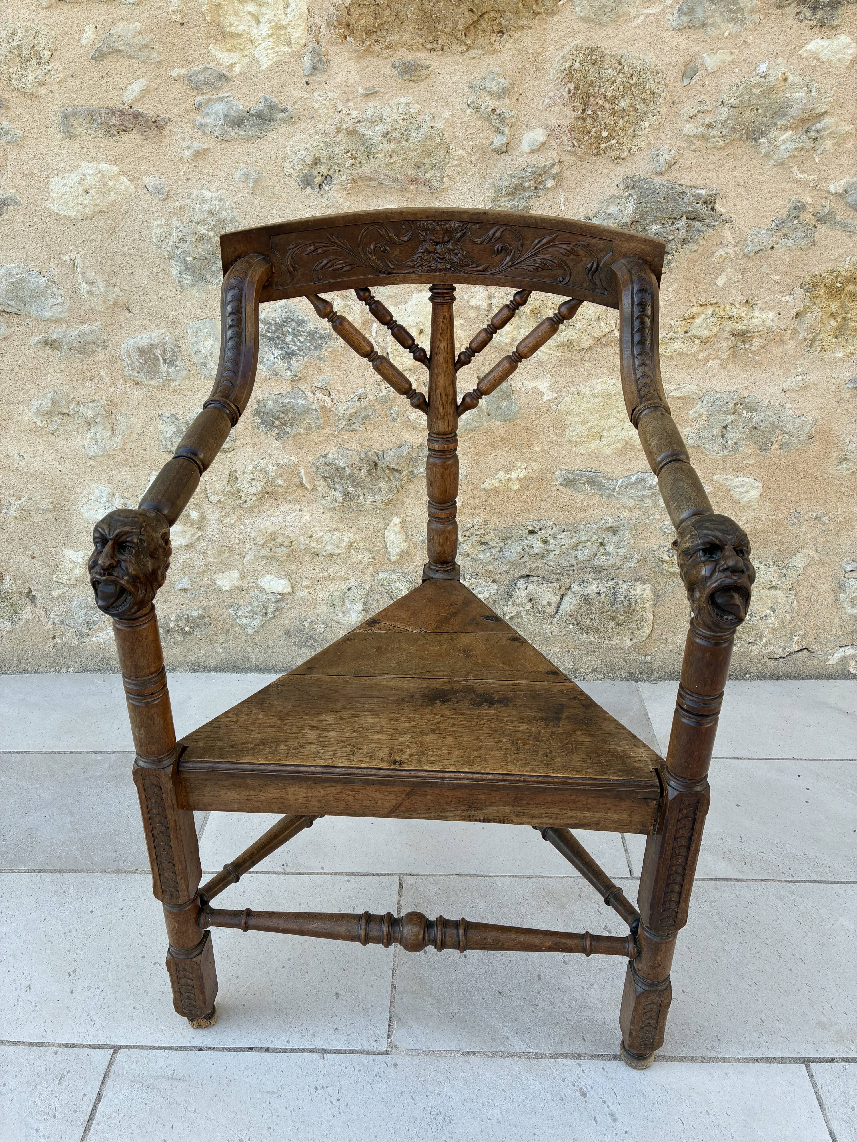 Fauteuil de moine