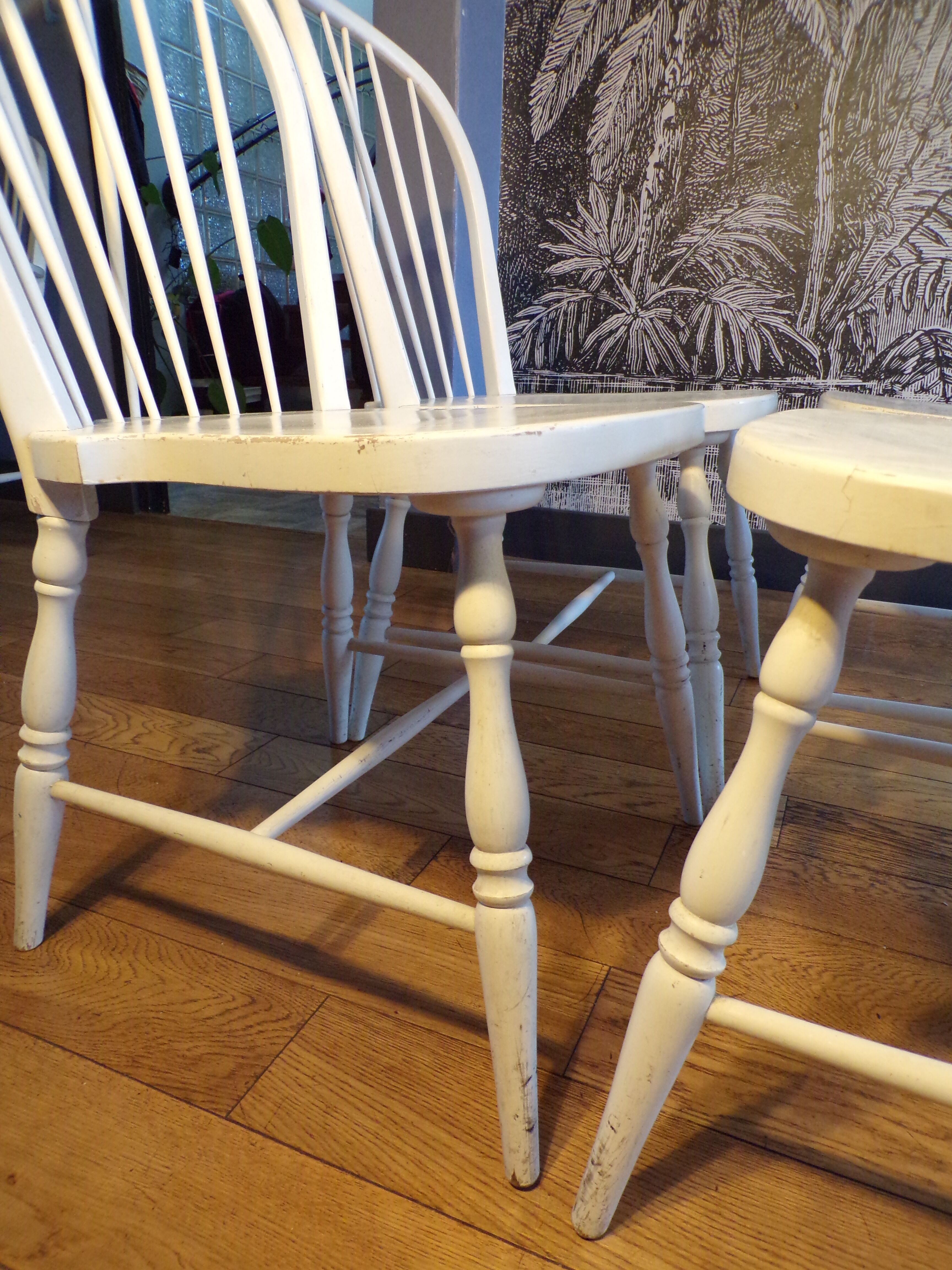Suite 4 chairs Scandinavian windsor